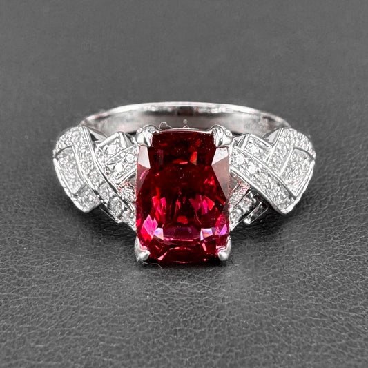 2.13 CARATS BURMESE RED SPINEL & DIAMOND RING - NGI